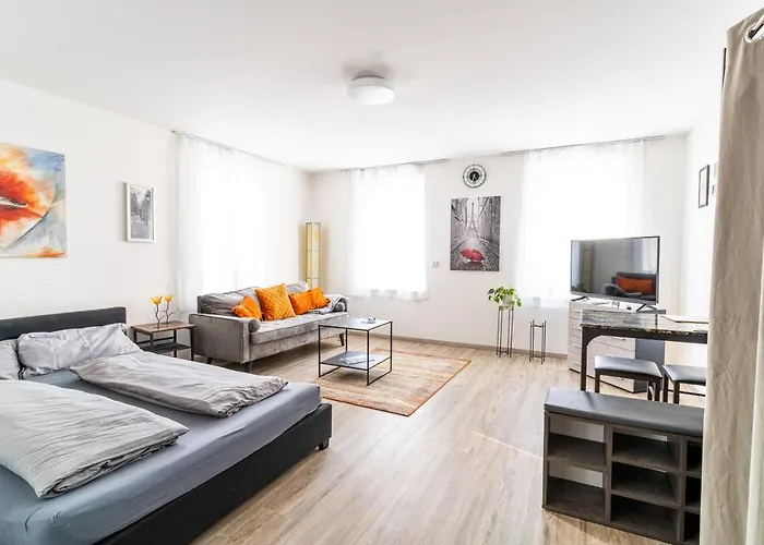Tagblatt Apartment 8