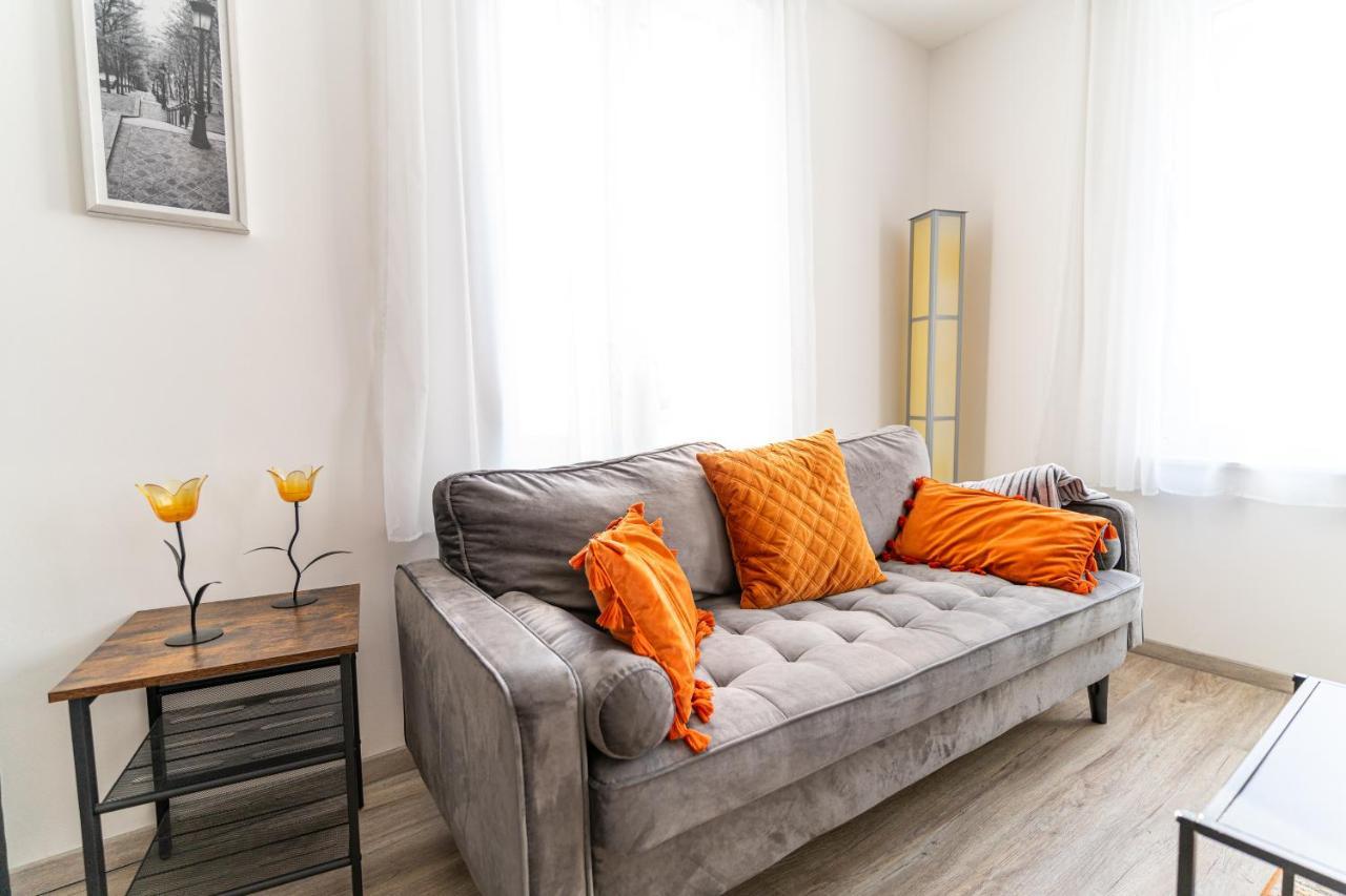 Tagblatt 8 Apartment